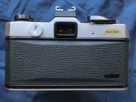 Зеркальный пленочный фотоаппарат под 35 мм фотопленку, чисто механический. SLR C. . фото 6