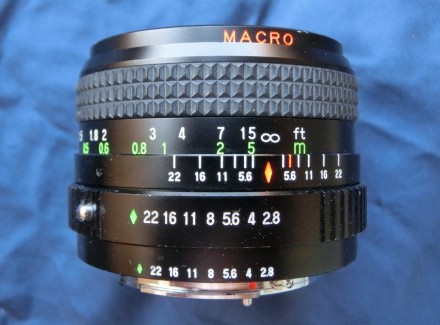Зеркальный пленочный фотоаппарат под 35 мм фотопленку, чисто механический. SLR C. . фото 10
