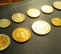 Для коллекционеров - нумизматов продам монеты:

1. 100 лир, Италия, 1972 г.;
. . фото 4