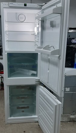 Встраиваемый холодильник Либхер LIEBHERR ICBN 3056 No Frost б/у
Доставка холоди. . фото 7
