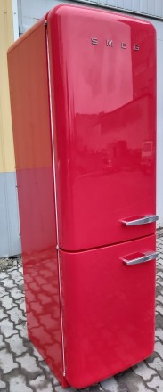 Ексклюзивный холодильник в ретро стиле Смег Smeg FAB32LRN1 Красный А++
Доставка. . фото 8