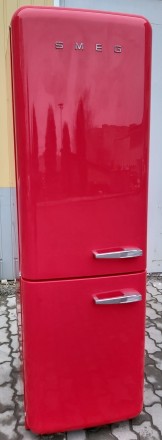 Ексклюзивный холодильник в ретро стиле Смег Smeg FAB32LRN1 Красный А++
Доставка. . фото 9