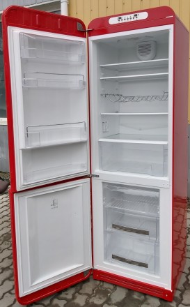 Ексклюзивный холодильник в ретро стиле Смег Smeg FAB32LRN1 Красный А++
Доставка. . фото 7