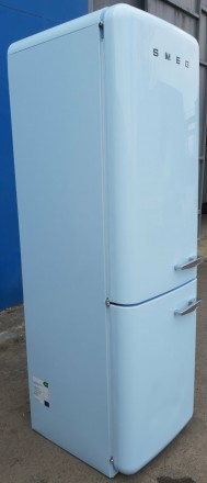 Ексклюзивный холодильник в ретро стиле Смег Smeg FAB32RAZN1 голубой А++ No Frost. . фото 3
