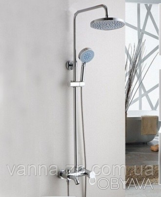 Стильный смеситель для ванны с душем выполнен из латуни. Смеситель для ванны с д. . фото 1