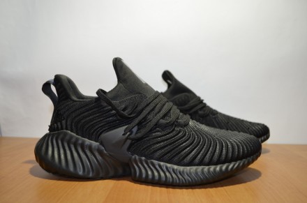 Кожаные кроссовки Adidas Tubular Invayder.Мужские кроссовки.Натуральная кожа.Реп. Кременчук. фото 1 Кожаные кроссовки Adidas Tubular Invayder.Мужские кроссовки.Натуральная кожа.Реп. Кременчук. фото 1