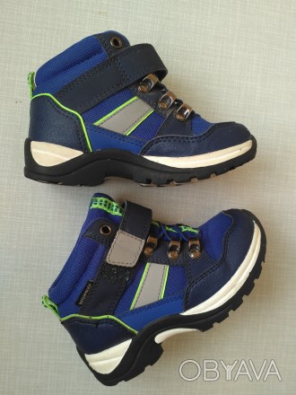 Водонепроницаемые ботинки H&M прекрасный выбор для прогулок с ребенком в весенне. . фото 1
