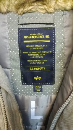 Теплая зимняя куртка Alpha Industries Altitude W Parka USA. Оригинал.
Женский в. . фото 4