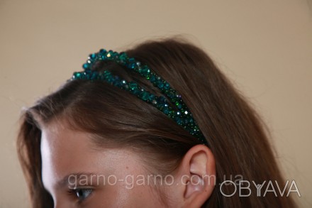 Украшение для волос ручной работы- Зеленый Обруч с хрустальными бусинами двойной. . фото 1