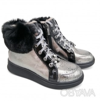 
Зимние ботинки для девочки, темно-серебристого цвета с мехом. Выполнены из нату. . фото 1