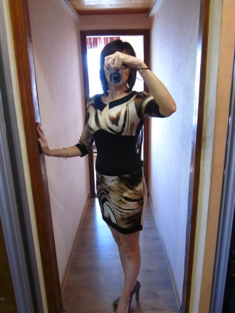Вечернее_коктельйльное платье Irena Richi, размер М, сзади на молнии, ткань трик. . фото 2