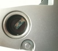 Фотоаппарат в хорошем, рабочем состоянии, слегка окислен контакт в гнезде аккуму. . фото 6
