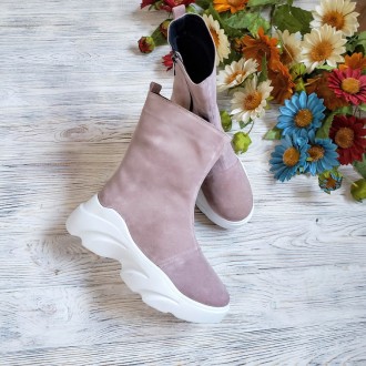 Ботинки  замшевые Shark пудра. Дніпро. фото 1