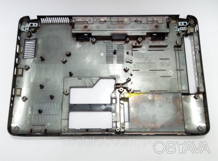 Корпус Samsung R530 (NZ-10599) 
Часть корпуса поддон и стол к ноутбуку Samsung R. . фото 1