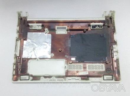 Корпус Samsung N150 (NZ-10662) 
Часть корпуса поддон и стол к ноутбуку Samsung N. . фото 1