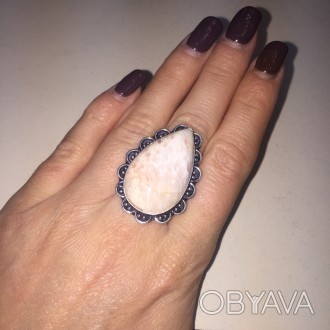 Элегантное кольцо с натуральным камнем сколецит в серебре. Размер 16,5.
прекрасн. . фото 1
