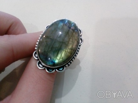 Предлагаем Вам купить красивое кольцо с натуральным камнем - лабрадор в серебре.. . фото 1