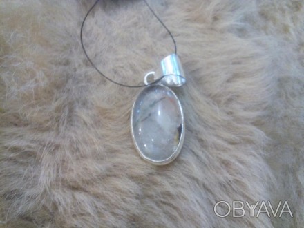 Предлагаем Вам купить красивый кулон с камнем - фантомный кварц в серебре.
Длина. . фото 1