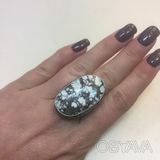 Предлагаем Вам купить шикарное кольцо с натуральной бирюзой в серебре.
 кольцо с. . фото 1