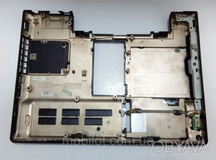 Корпус Samsung R60 (NZ-10648) 
Часть корпуса поддон и стол к ноутбуку Samsung R6. . фото 1