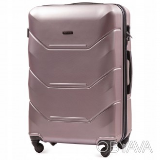 Большой пластиковый чемодан Wings 147 на 4 колесах
Размер: L
Материал: АБС +
Емк. . фото 1