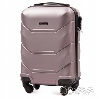 Міні пластиковий чемодан Wings 147 на 4 колесах
Надёжность чемоданов кампании WI. . фото 1