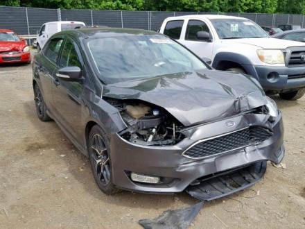 2015 Ford Focus SE, 2.0L 4, 114807 км, Серый Седан 4-дверный. Киев. фото 1 2015 Ford Focus SE, 2.0L 4, 114807 км, Серый Седан 4-дверный. Киев. фото 1