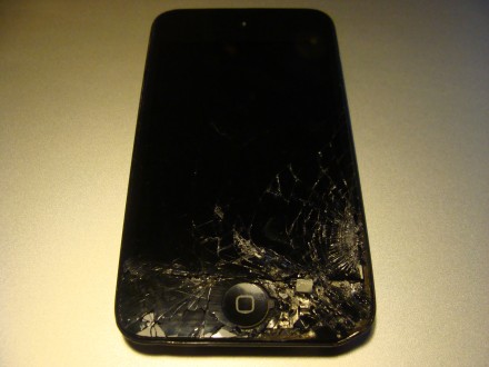 Продам iPod 4/8Gb
Битый,не рабочий,на заряд не реагирует!
Продажа без претензи. . фото 2