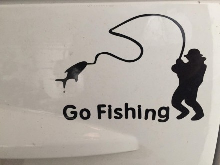 Наклейки на авто на тему рыбалки показывает другим участникам движения что за ру. . фото 9