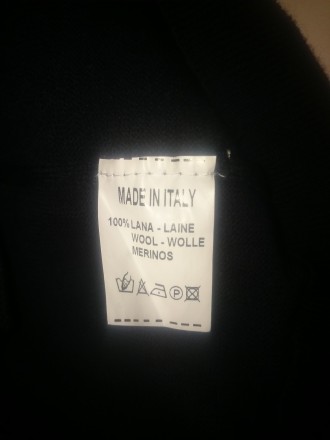 свитер от дорогого тосканского бренда LUCA NOBILI
100% меринос (мягкий и тонкий. . фото 5