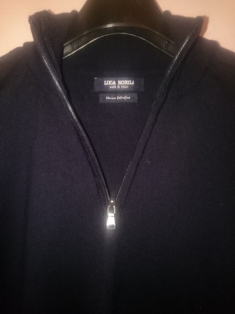 свитер от дорогого тосканского бренда LUCA NOBILI
100% меринос (мягкий и тонкий. . фото 2