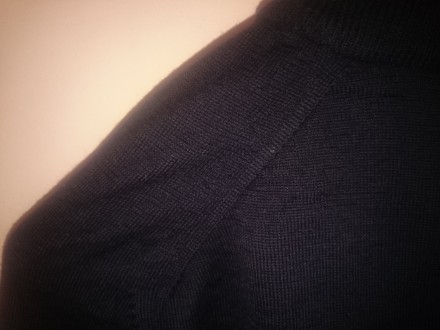 свитер от дорогого тосканского бренда LUCA NOBILI
100% меринос (мягкий и тонкий. . фото 4
