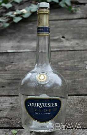 Пустая Стеклянная Бутылка «Courvoisier V.S.O.P Fine Cognac» 1 L

&. . фото 1