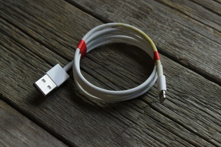 Кабель Apple Lightning to USB 2.0 (1m) (MD818ZM/A) Model A1480

- Описание:

. . фото 7