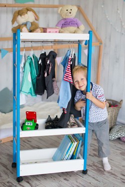Напольная вешалка для детей "Малыш" 
Данная модель детской стойки вешалки предус. . фото 3