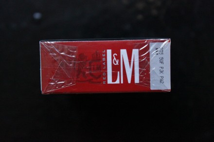 Пустая Пачка от Сигарет «LM» (Швеция)

В наличии 2 пустых пачки от. . фото 7