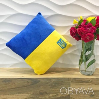 Мягкая декоративная Подушка флаг от украинского производителя Золушка плюшевая п. . фото 1