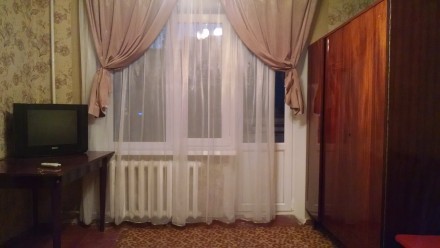 Свободна! 1-к ж.м.Кр.Камень д.10, быттехника, мебель. МПО, 6/9эт. Днепр. фото 1 Свободна! 1-к ж.м.Кр.Камень д.10, быттехника, мебель. МПО, 6/9эт. Днепр. фото 1