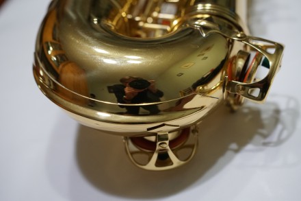Предлагаю НОВЫЙ саксофон тенор Brahner Золотой лак.
С отличным твёрдым зимним к. . фото 11