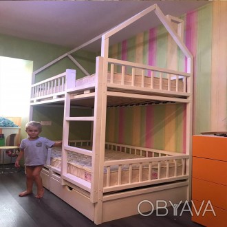 Детская кроватка-домик из дерева (с Ольхи/Липы/Ясеня) "Астерикс и Абеликс"
Харак. . фото 1