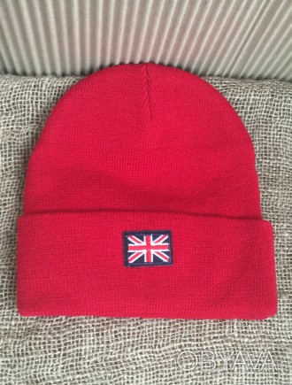 Красная шапка London
 
В одном размере.Есть в других цветах.Обьем головы 50 -60 . . фото 1