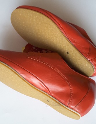 Комфортные туфли со шнуровкой из мягкой натуральной 100% кожи красного цвета EUR. . фото 9