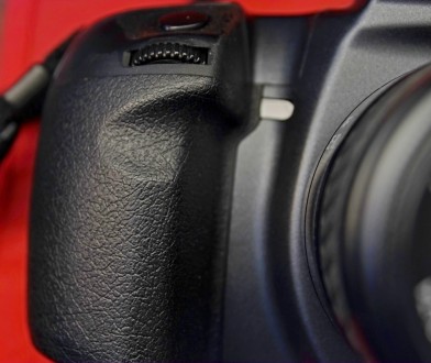 Minolta Dynax 500si Super является автофокусyсной зеркальной камерой для 35 -мм . . фото 8