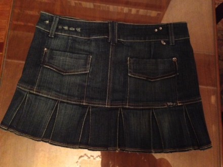Продам новую джинсовую юбку Mango,  разер указанный на бирке: EUR 36, D 34, USA . . фото 3