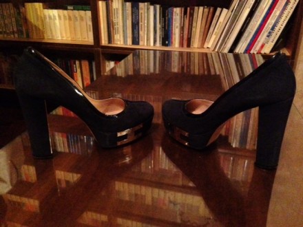 Продам туфли Celyn b (оригинал), размер 39 (длина стельки 25 см.), верх натураль. . фото 4
