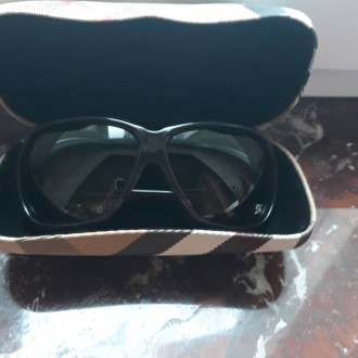 Продам НОВЫЕ солнцезащитные очки "Burberry" (оригинал), цвет спелая черешня, ГЛЯ. . фото 2