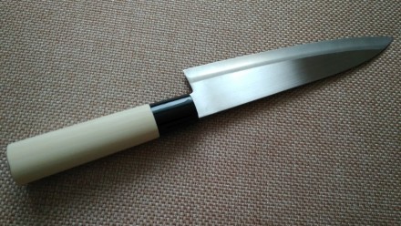 Японський кухонний ніж Tsubazu Gyutou
( молібденова нержавіюча сталь, довжина л. . фото 3