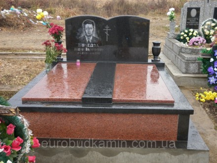 Памятник из гранита двойной. Ужгород. фото 1 Памятник из гранита двойной. Ужгород. фото 1
