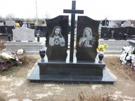 Памятник из гранита двойной. Ужгород. фото 1 Памятник из гранита двойной. Ужгород. фото 1