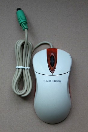 Мышка SAMSUNG Optical Wheel Mouse <OMGB30B> PS/2 (RTL) 3btn+Roll

Мышка . . фото 2